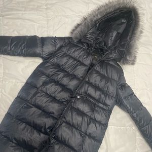 Long Navy/Black Zip Puffer